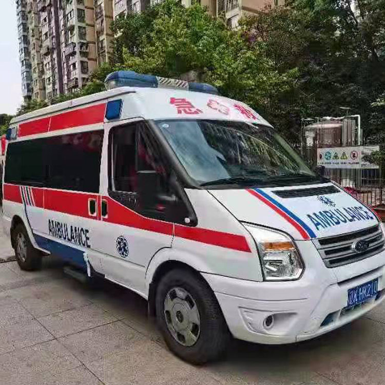 阿鲁科尔沁长途救护车护送病人返乡